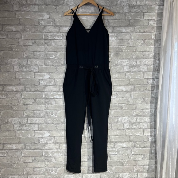 Fabletics Women's XS Parker Jumpsuit in Black. Boho Contemporary Athleisure EUC - Picture 2 of 12